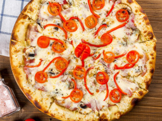 Rhodos Restaurang Pizzeria