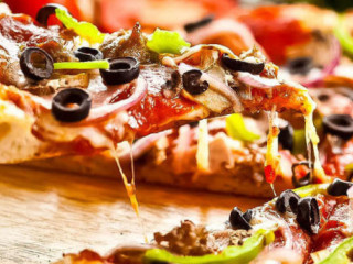 Stinas Kiosk Och Pizzeria