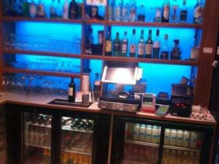 Raffes Och Restaurang