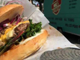 Mike's Food Truck