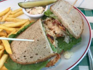 O'learys