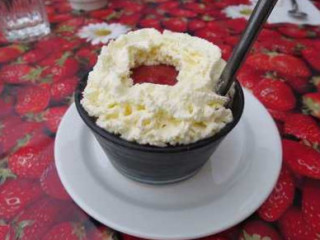 Svensgårdens Gårdsbutik Och Bonnakafé