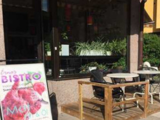 Erna's Bistro