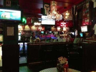 O'learys