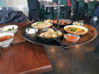Mezza Beirut