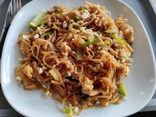 Pad Thai Ya