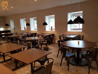 Restaurang Mitt Och Ditt